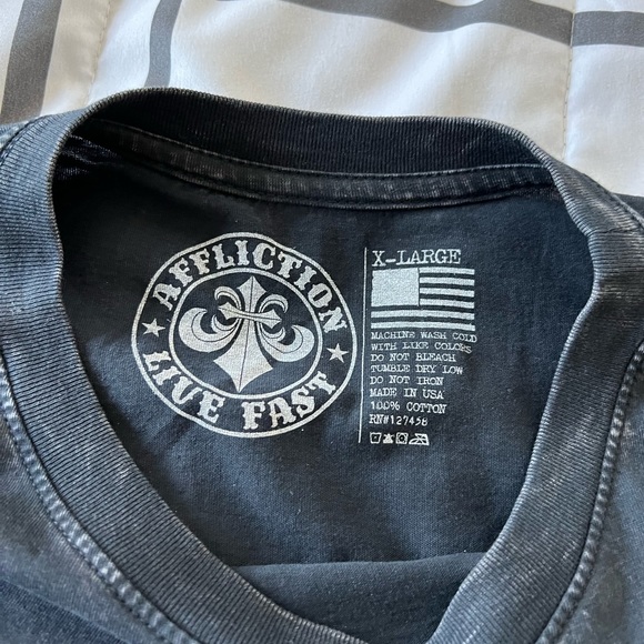 Men’s xl affliction t-shirt - Picture 2 of 3